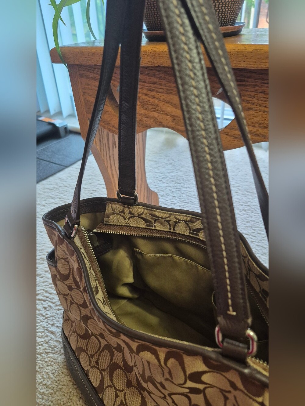 Coach Tan and Brown Signature Canvas Tote with Matching Wallet. GOOD CONDITION - Picture 13 of 17